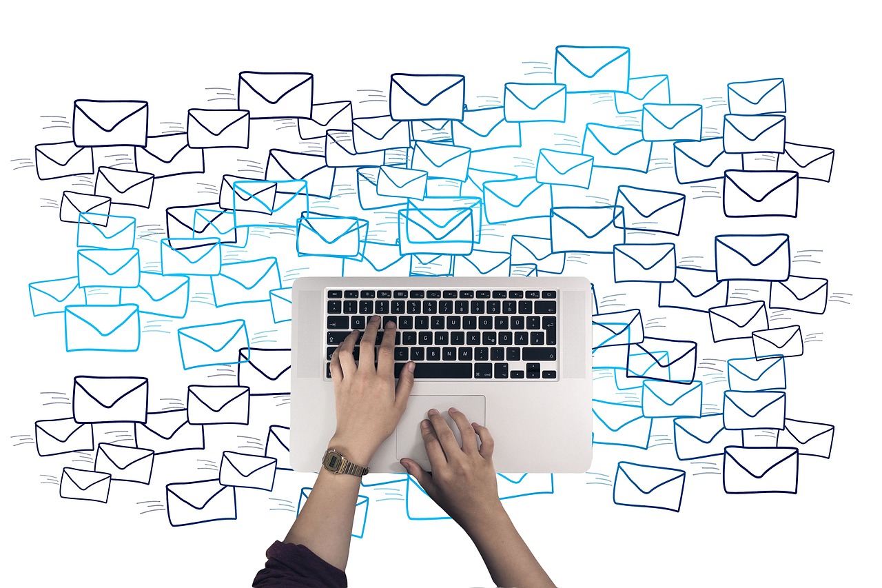 keyboard, hands, write, input, e-mail, mail, contact, letter, glut, spam, internet, communication, digital, news, computer, networking, computer science, information, post office, transfer, envelope, network, e-mail, e-mail, spam, spam, spam, spam, spam